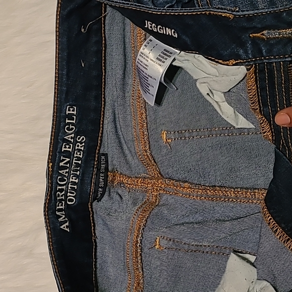 Super Stretch Distressed Jean's 👖 - Picture 4 of 6